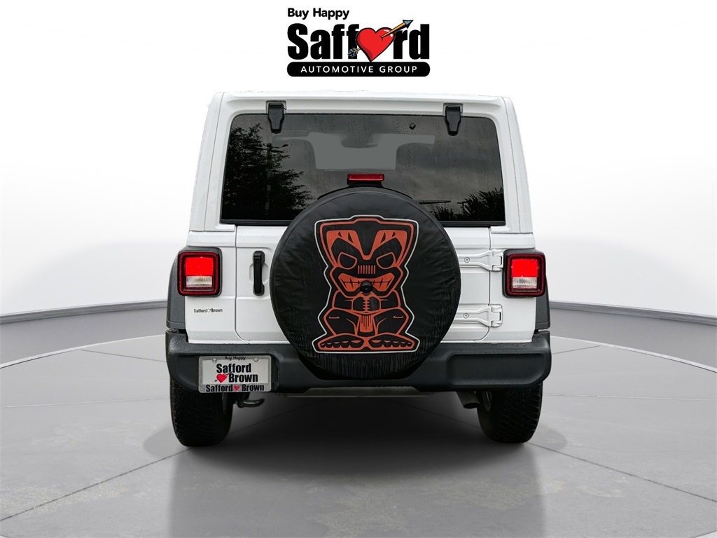2021 Jeep Wrangler Unlimited Islander photo 6