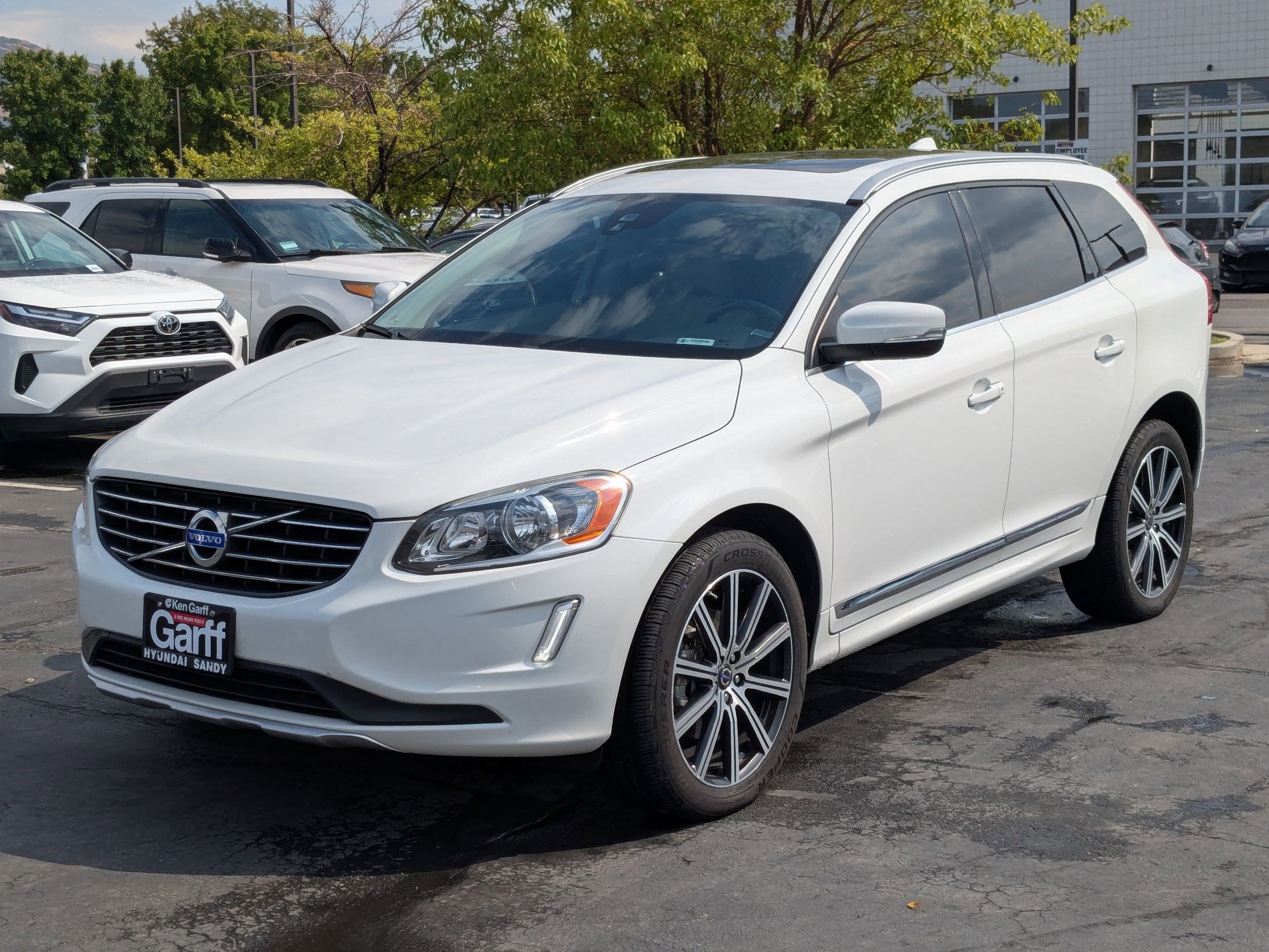 2015 Volvo XC60 T5 Premier photo 7