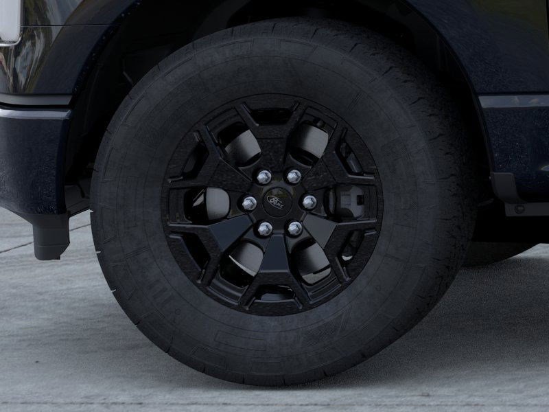 2025 Ford F-150 Lightning XLT photo 3