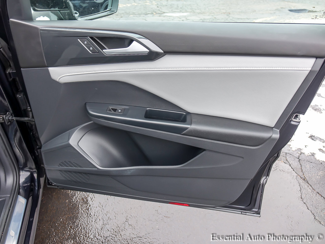 2023 VOLKSWAGEN TAOS - Image 23