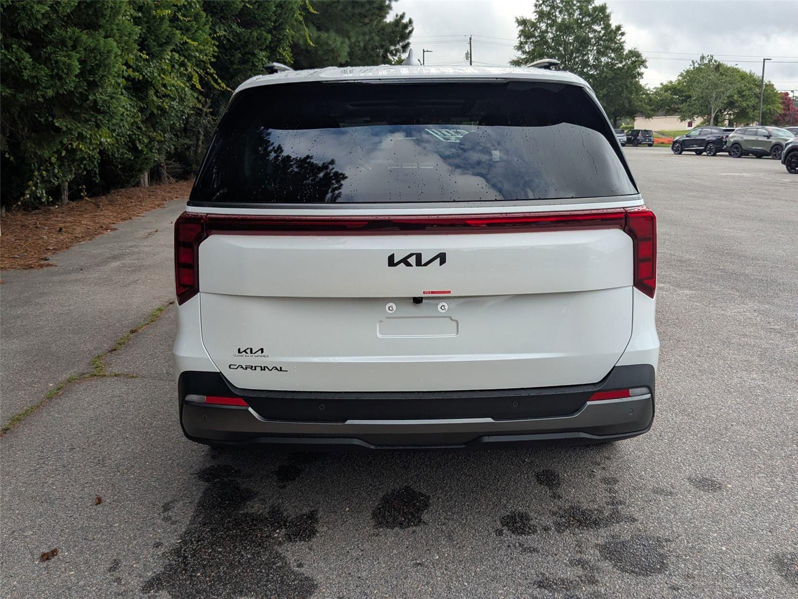 2026 Kia Carnival SX photo 8
