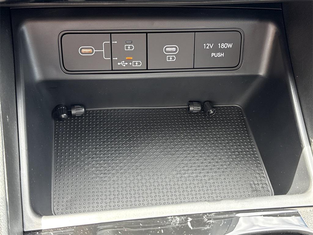 2026 Hyundai Tucson SEL photo 24
