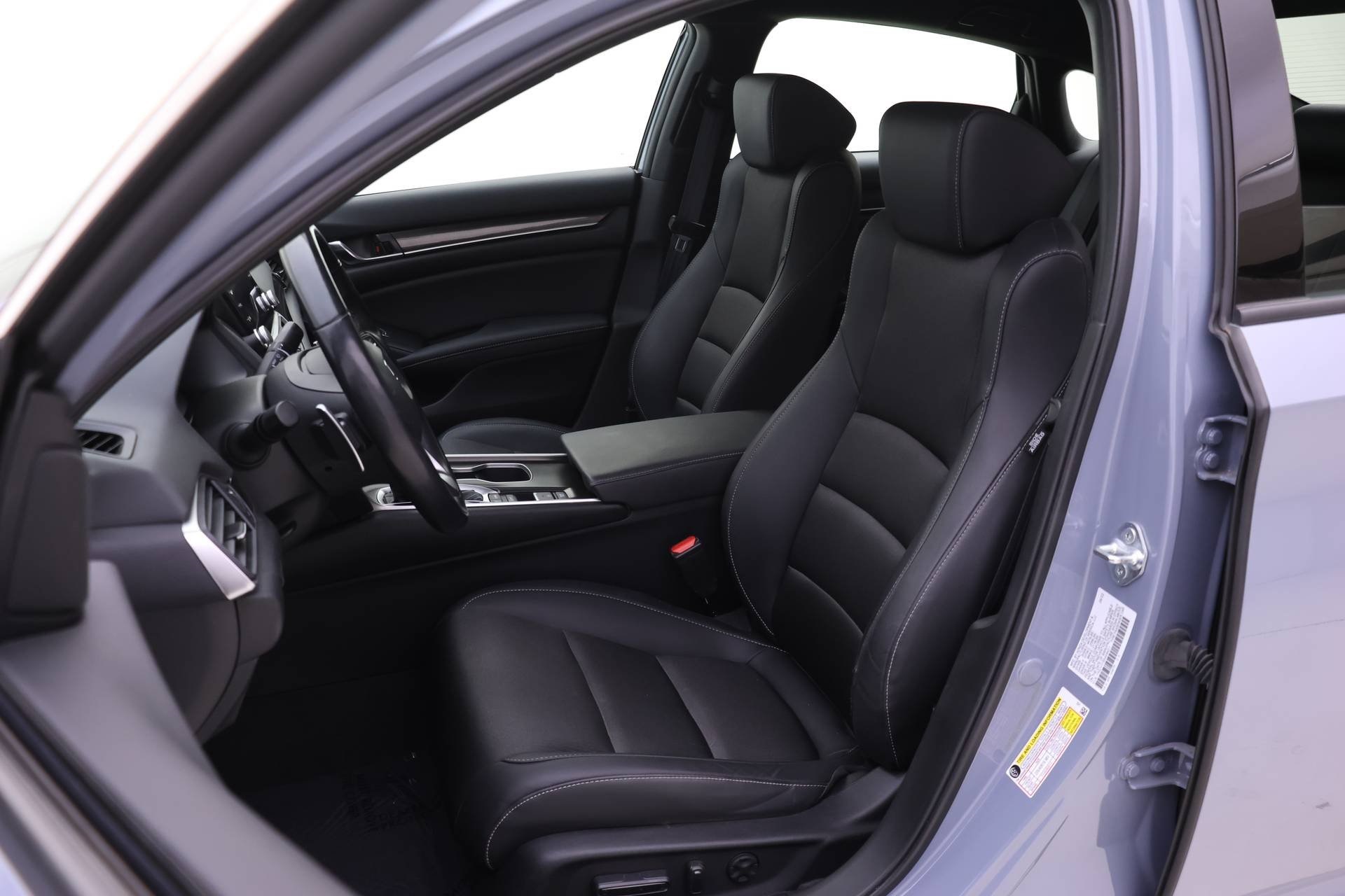 2022 Honda Accord Sport photo 4