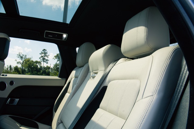 2021 Land Rover Range Rover Sport HSE Dynamic photo 14