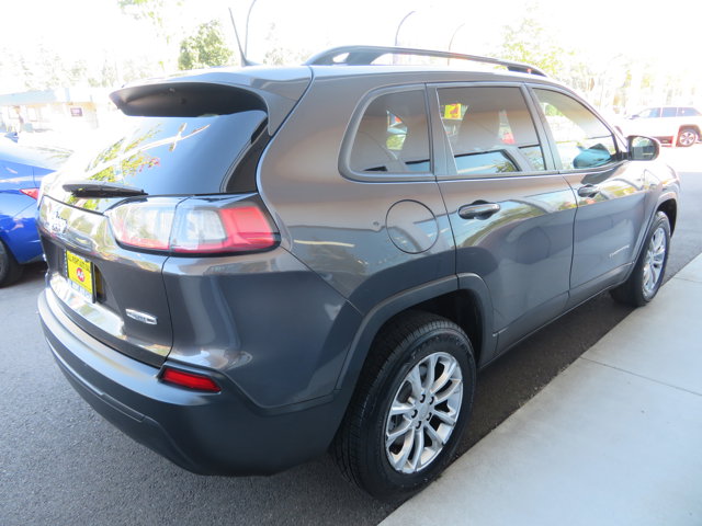 2022 Jeep Cherokee Latitude Lux photo 4