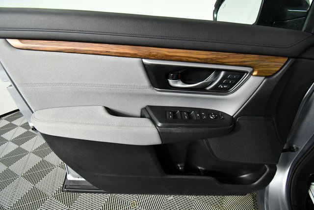 2021 Honda CR-V Hybrid EX photo 17