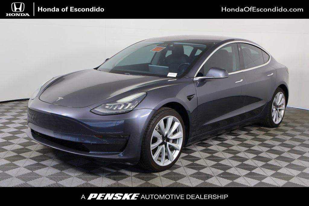 2018 Tesla Model 3's photo