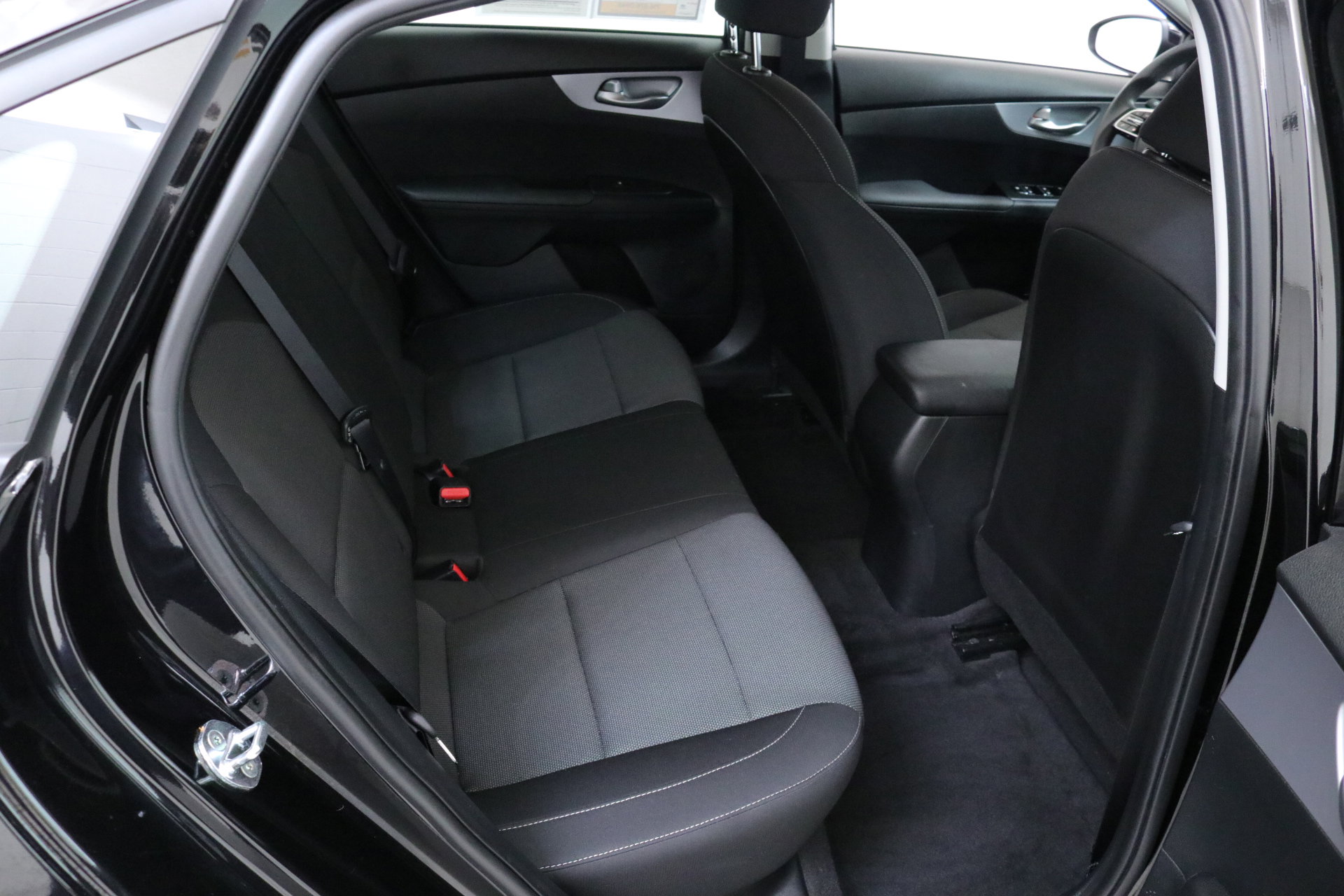 2023 Kia Forte LXS photo 25