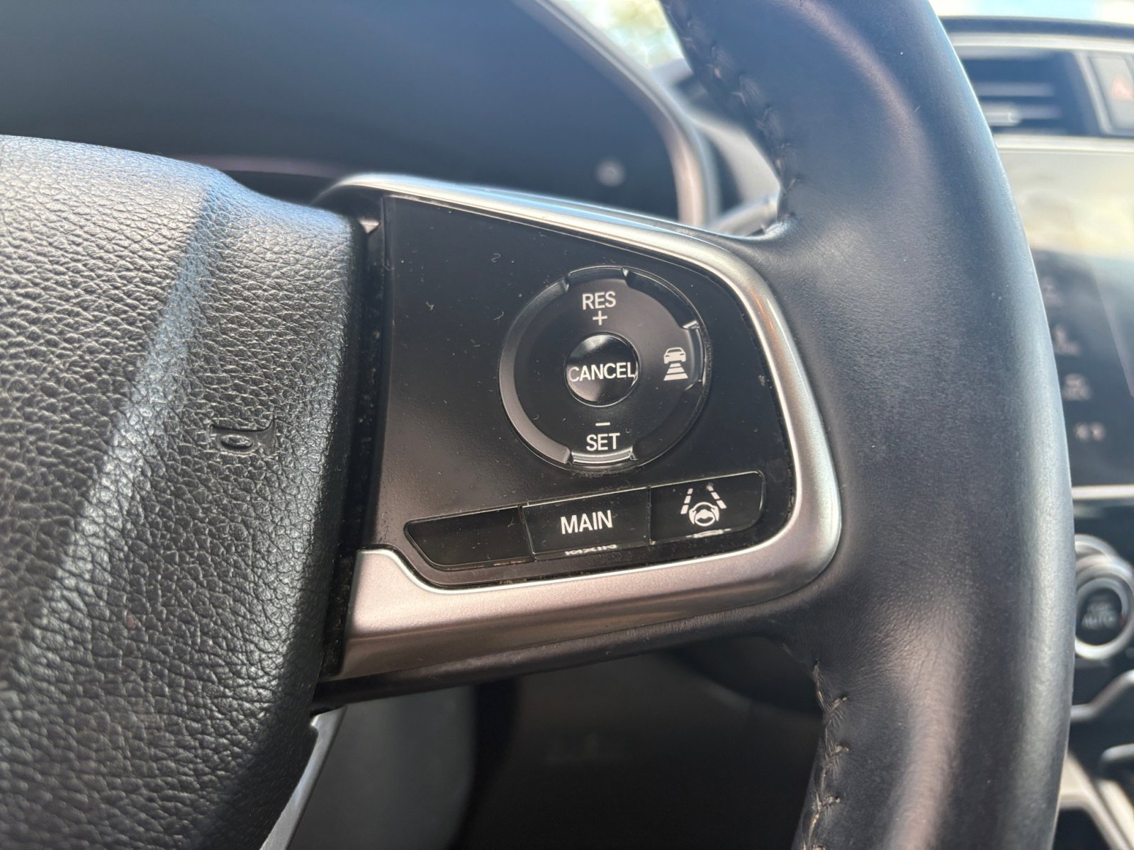 2017 Honda CR-V Touring photo 12