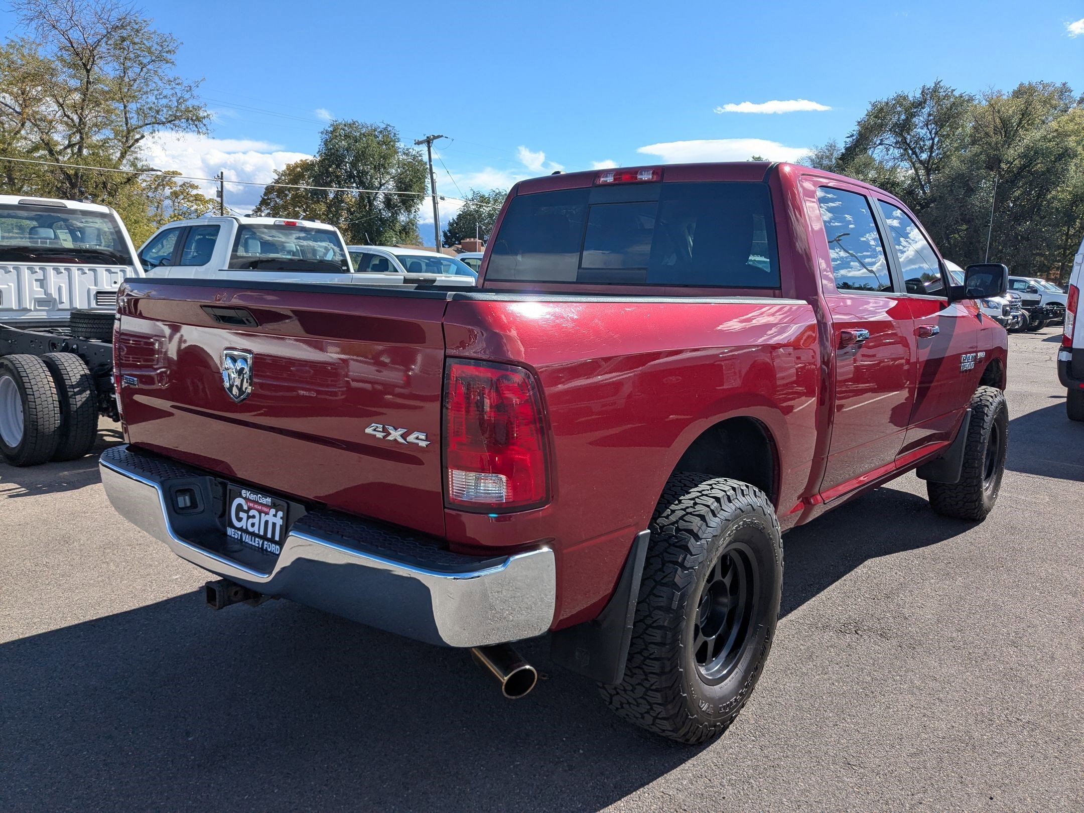 2013 Ram 1500 SLT photo 2