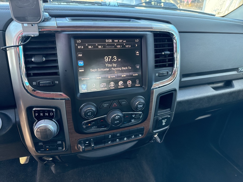 2014 Ram 1500 Laramie photo 21