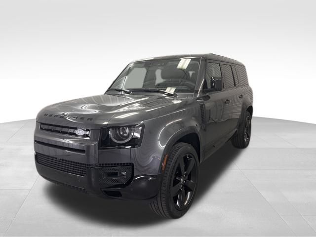 2025 Land Rover Defender X-Dynamic SE's photo