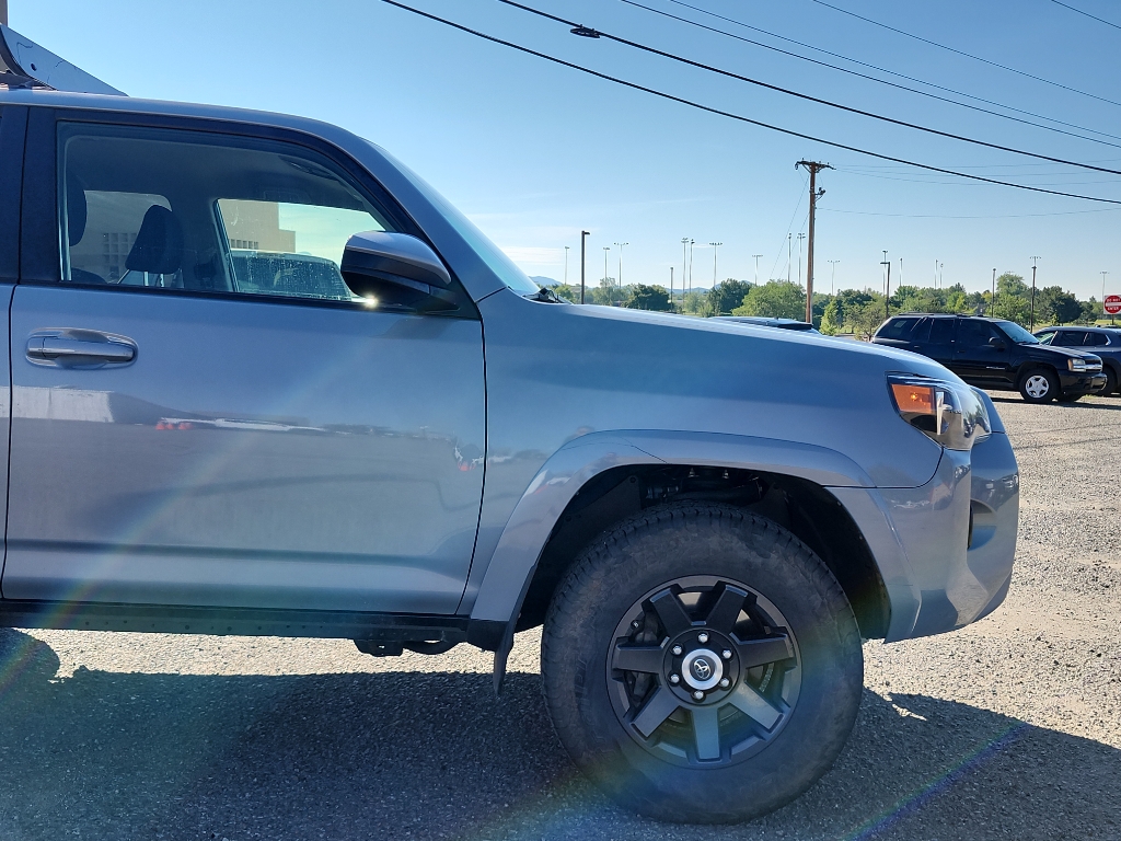 2021 Toyota 4Runner Trail Special Edition photo 4