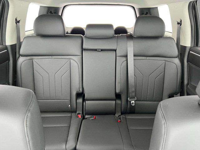 2025 Hyundai Santa Fe SEL photo 16