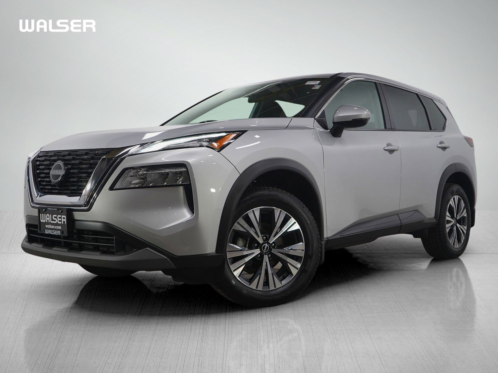 2022 Nissan Rogue SV's photo