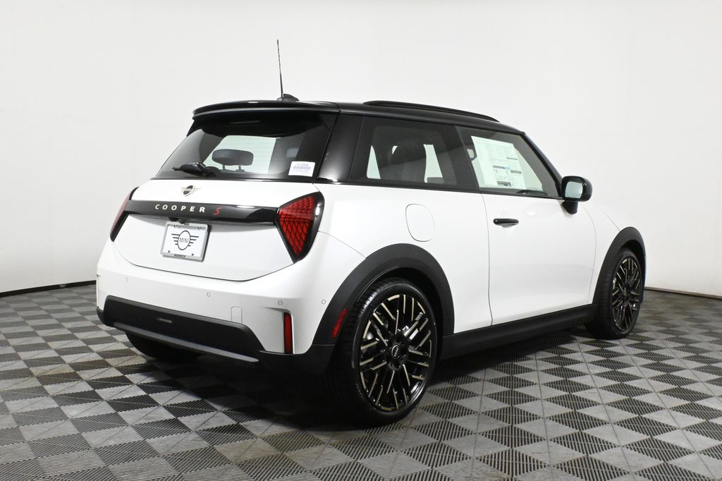 2025 Mini Cooper S photo 6