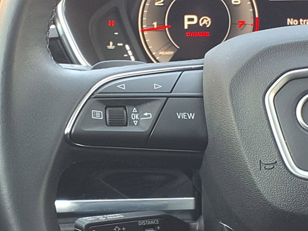 2024 Audi Q3 S line Premium Plus photo 9