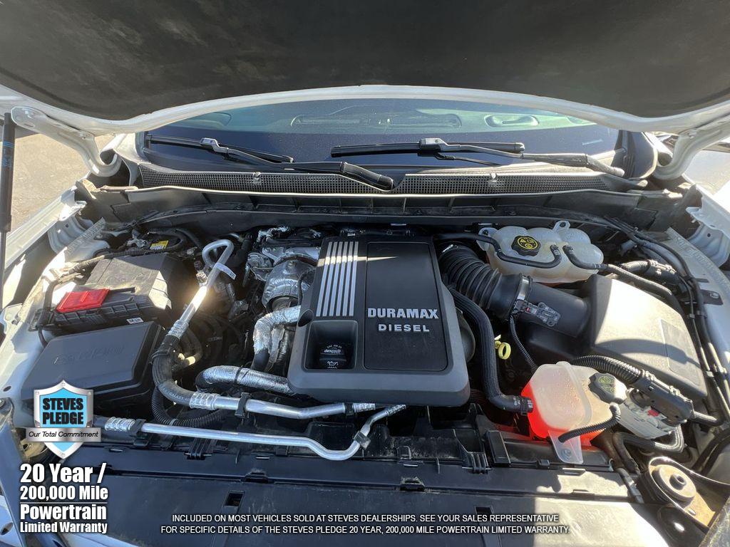 2022 Chevrolet Suburban LT photo 34