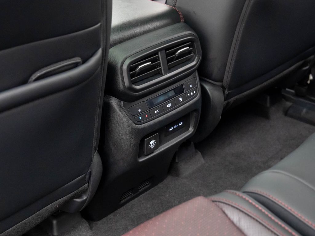2025 Honda Pilot Black Edition photo 14