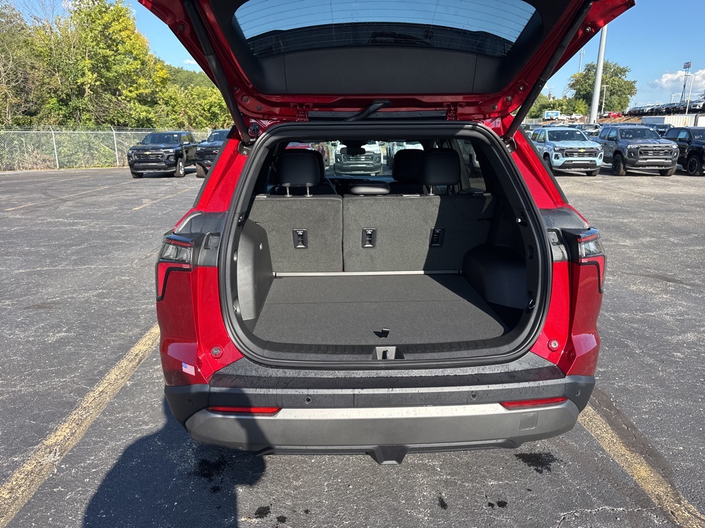 2026 Chevrolet Equinox LT photo 6