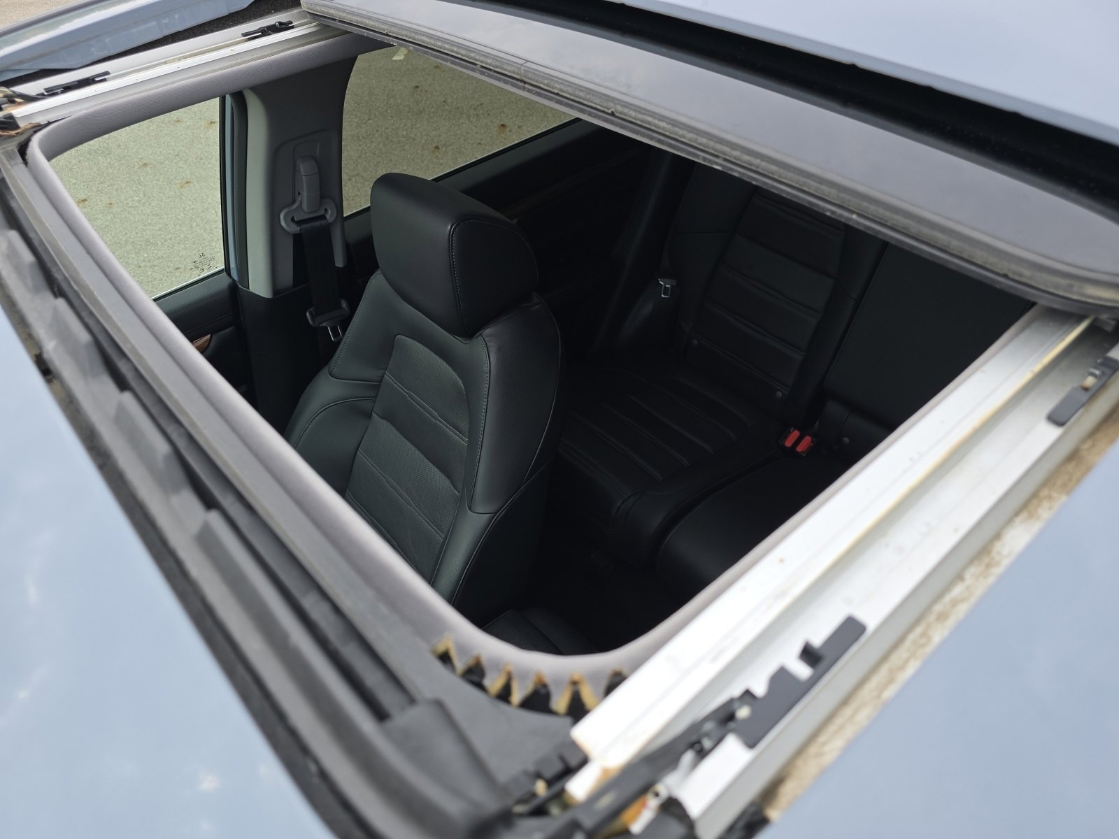 2022 Honda CR-V EX-L photo 2