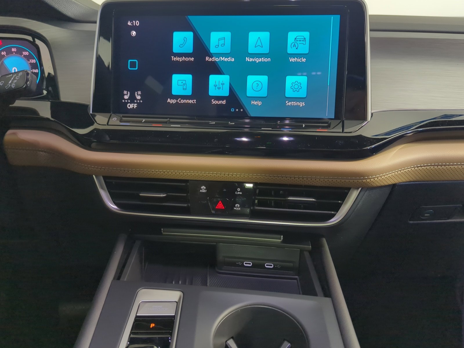 2025 Volkswagen Atlas Cross Sport SE photo 18