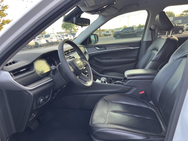 2023 Jeep Grand Cherokee Limited photo 4