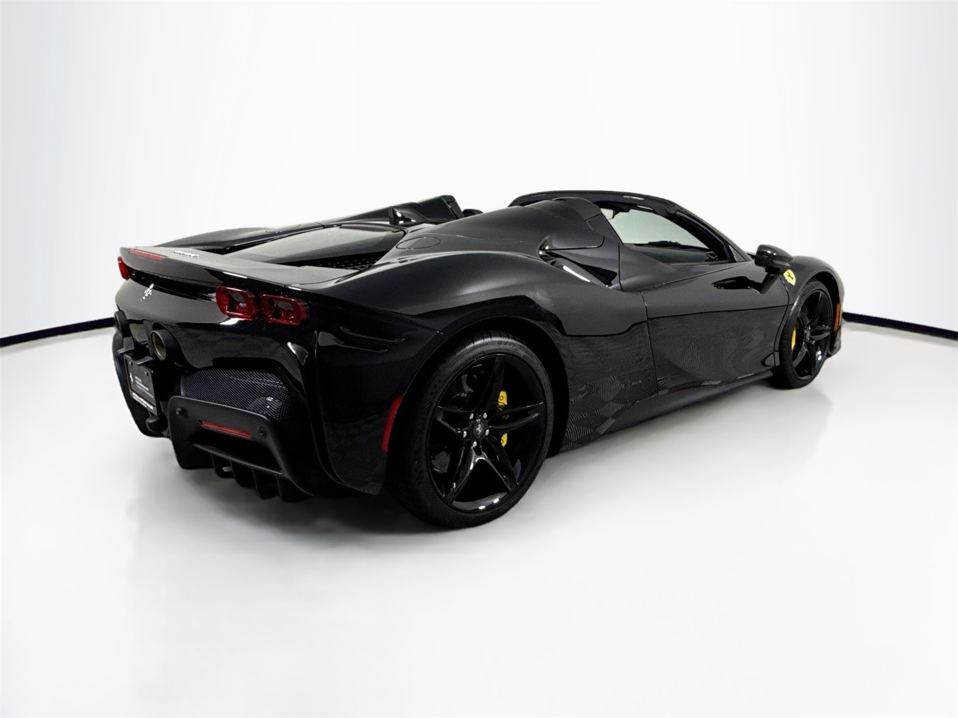 2024 Ferrari SF90 Spider Base photo 7