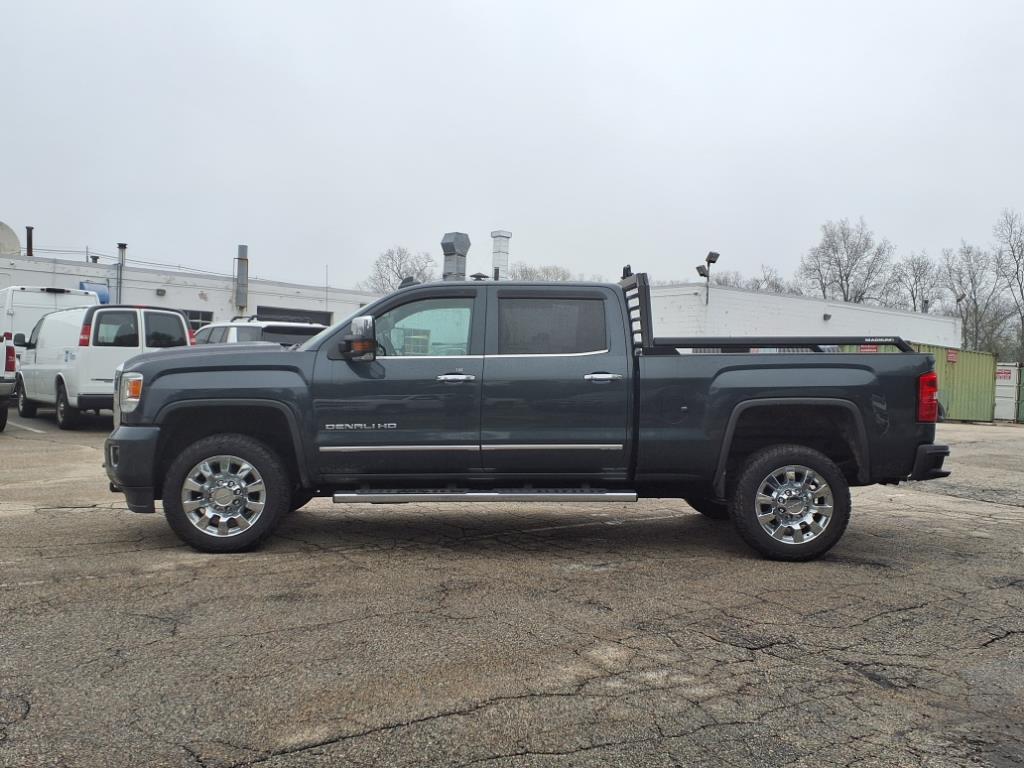 2019 Gmc Sierra 2500 HD Denali photo 4