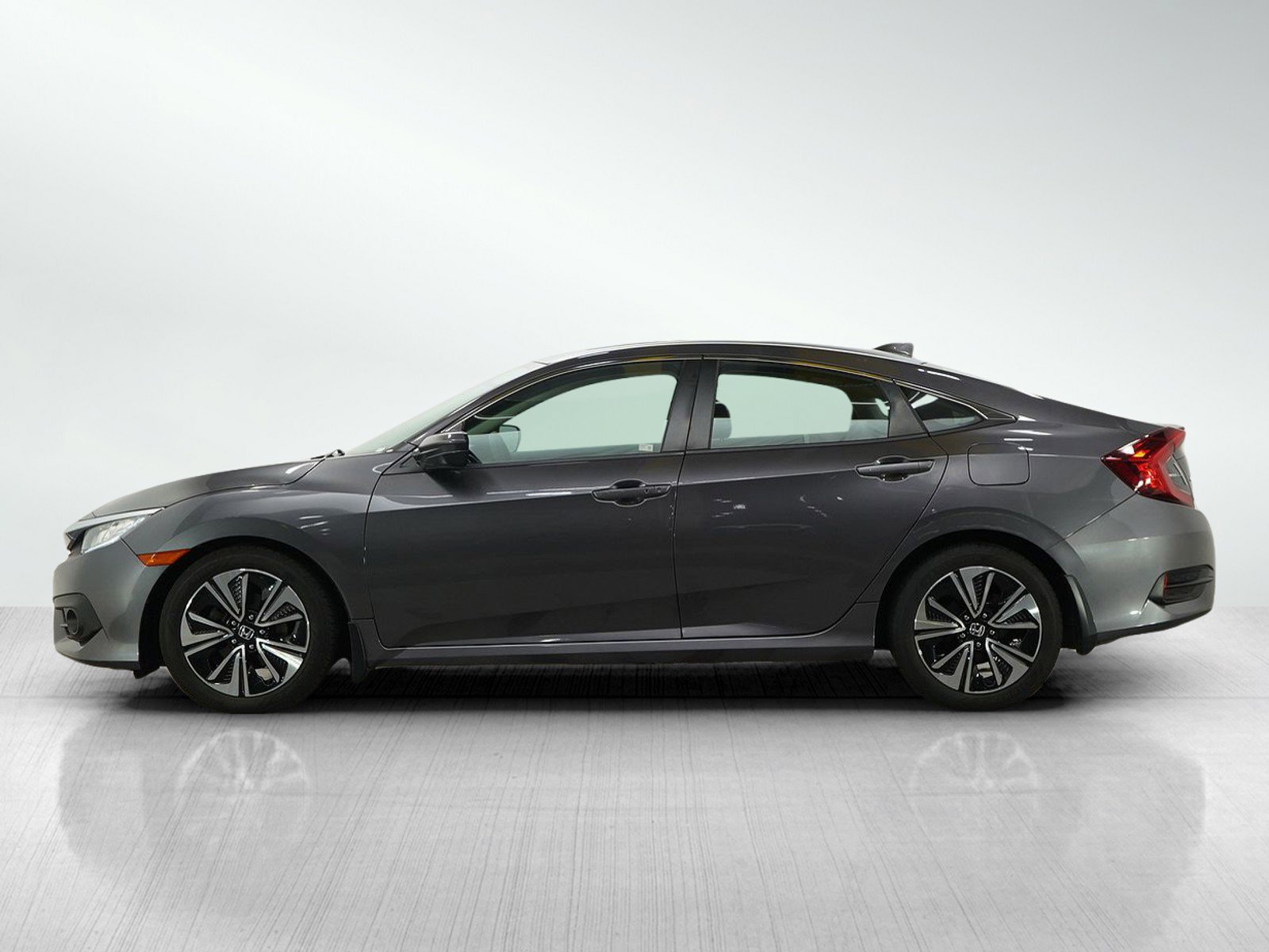 Used 2016 Honda Civic EX-T with VIN 19XFC1F32GE024603 for sale in Roseville, Minnesota