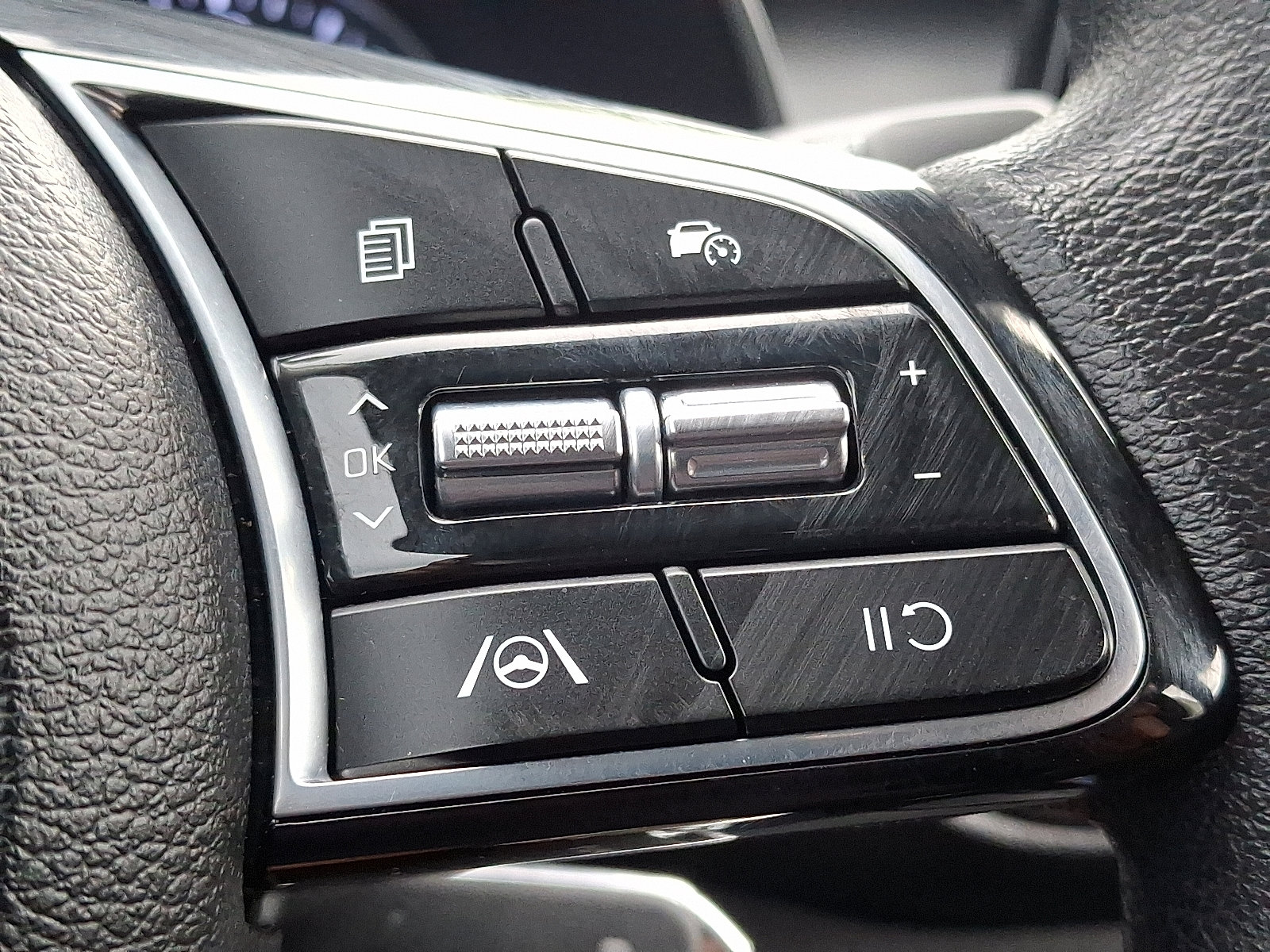 2023 Kia Forte LXS photo 21