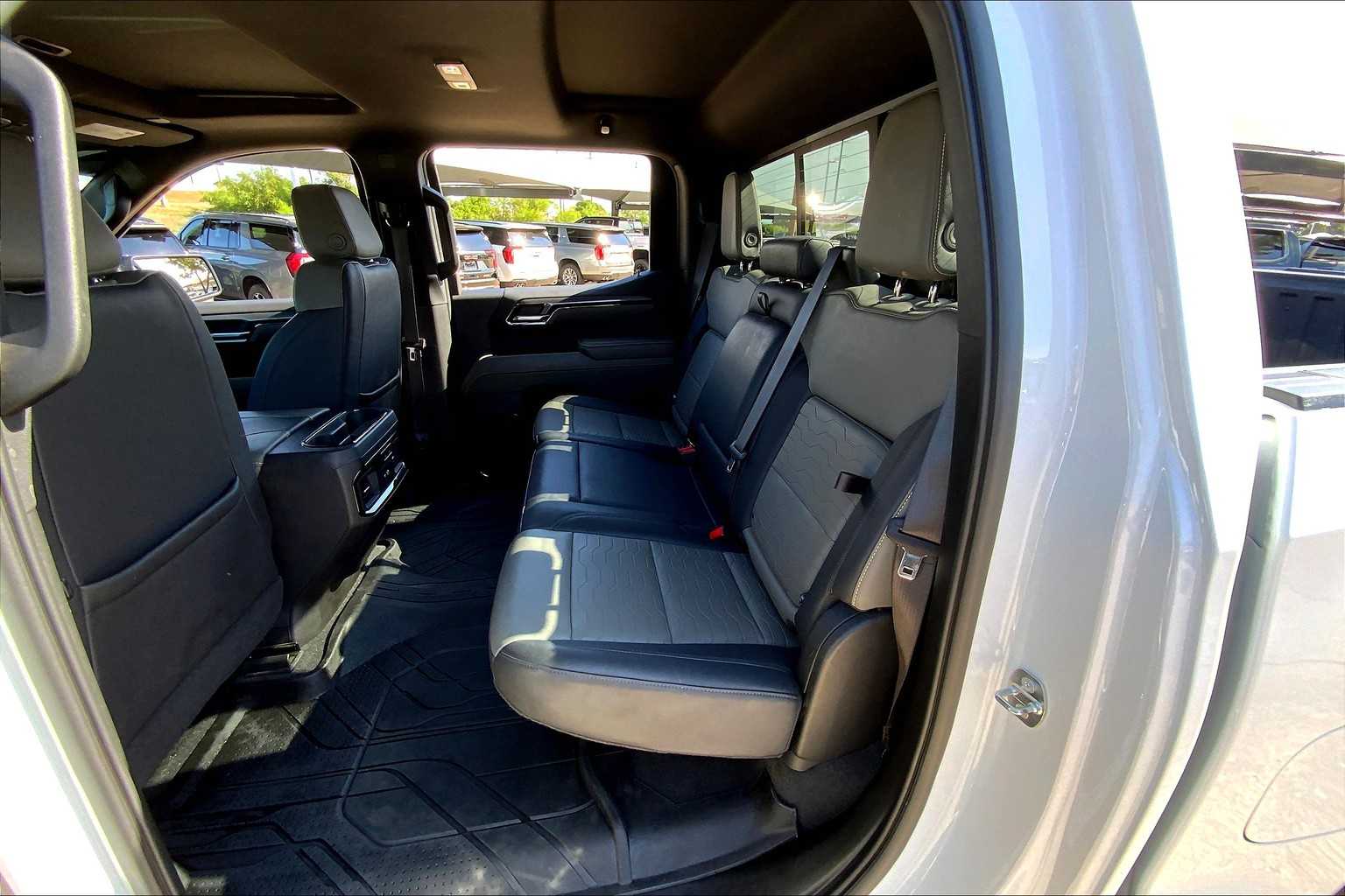 2024 Chevrolet Silverado 1500 ZR2 photo 18