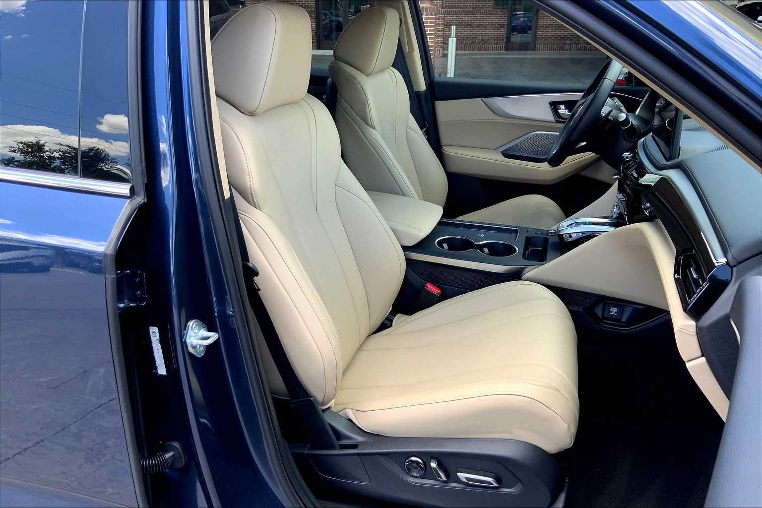 2025 Acura MDX SH-AWD photo 8