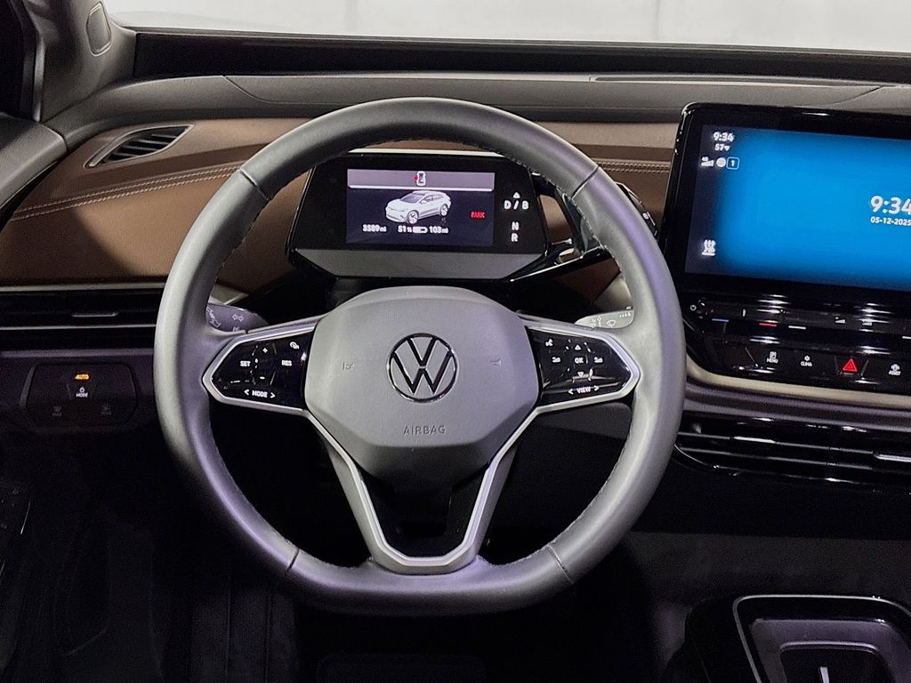 2024 Volkswagen ID.4 Standard photo 13