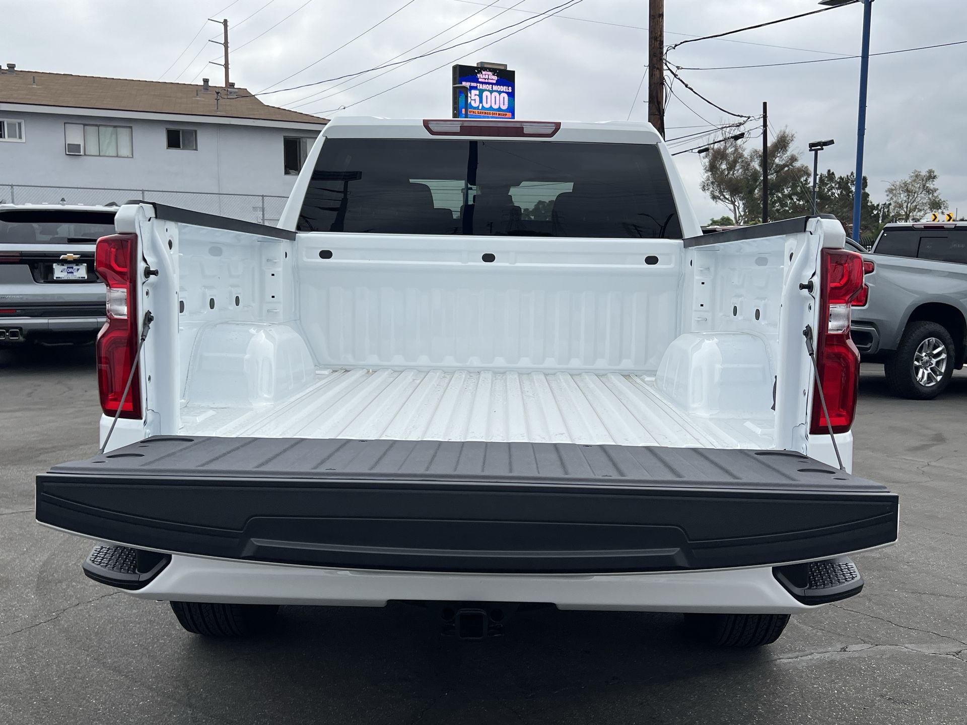 2025 Chevrolet Silverado 1500 RST photo 24