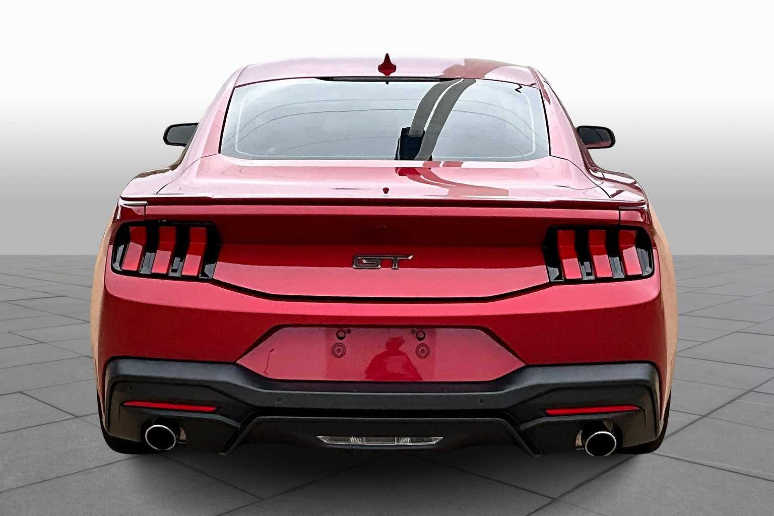 2024 Ford Mustang GT Premium photo 4