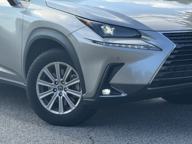 2021 Lexus NX 300 photo 2