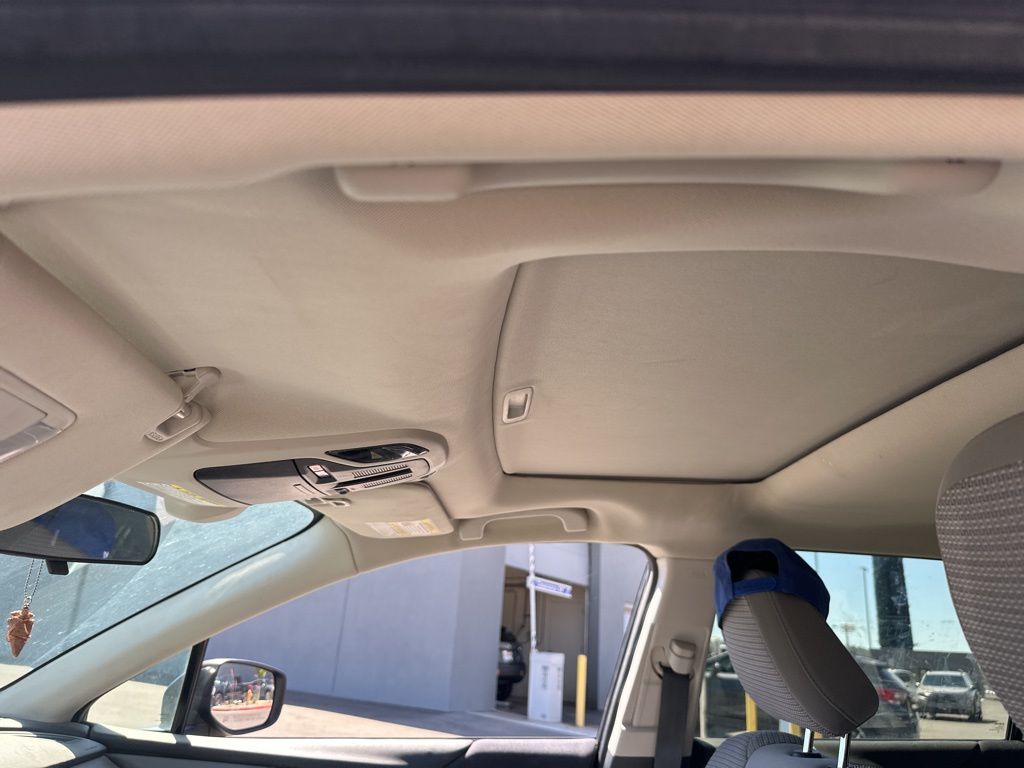 2020 Subaru Outback Premium photo 11