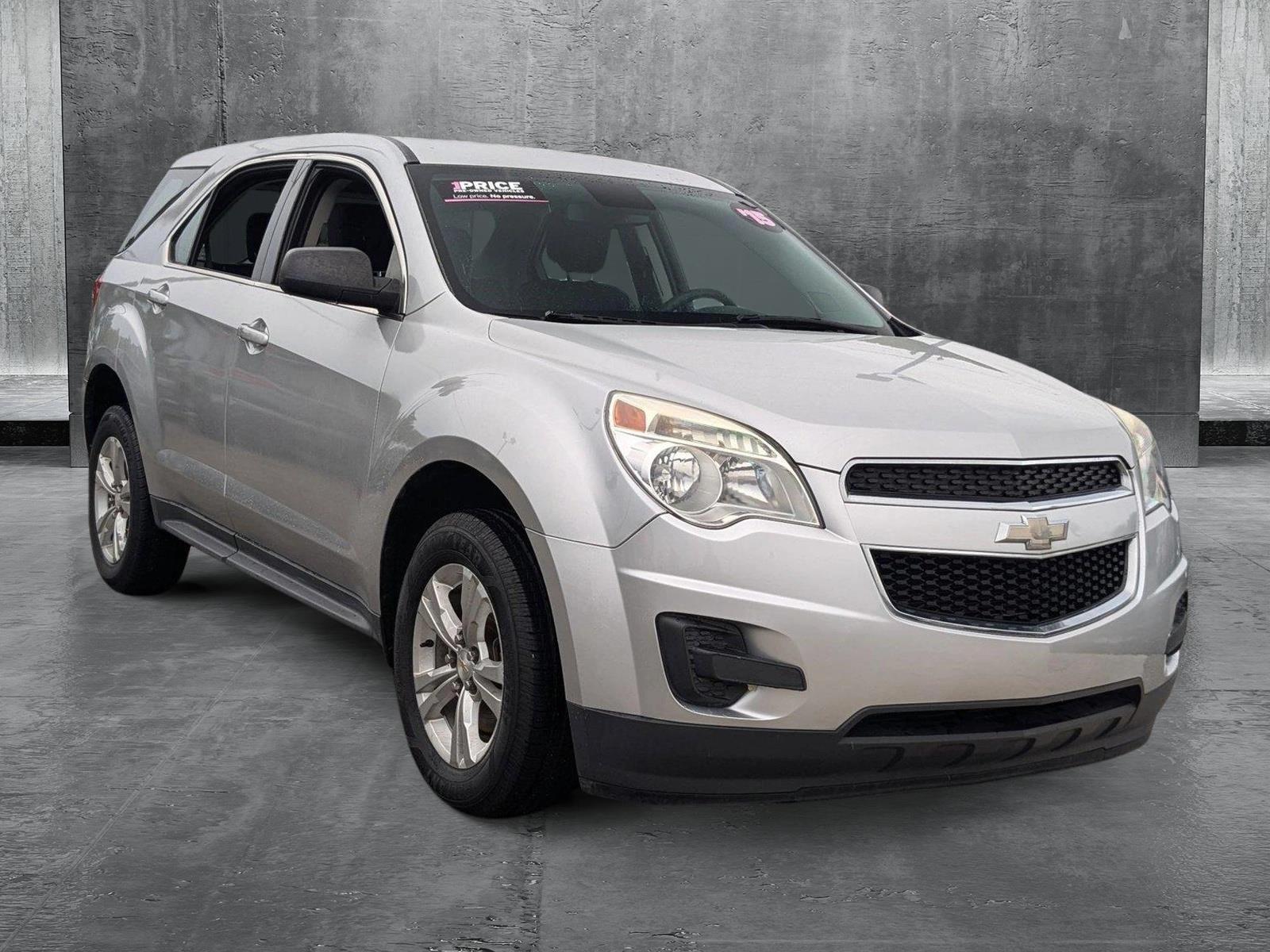 2015 Chevrolet Equinox LS photo 3