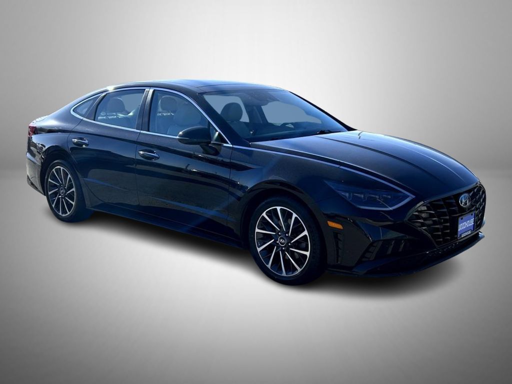 2021 Hyundai Sonata Limited photo 3