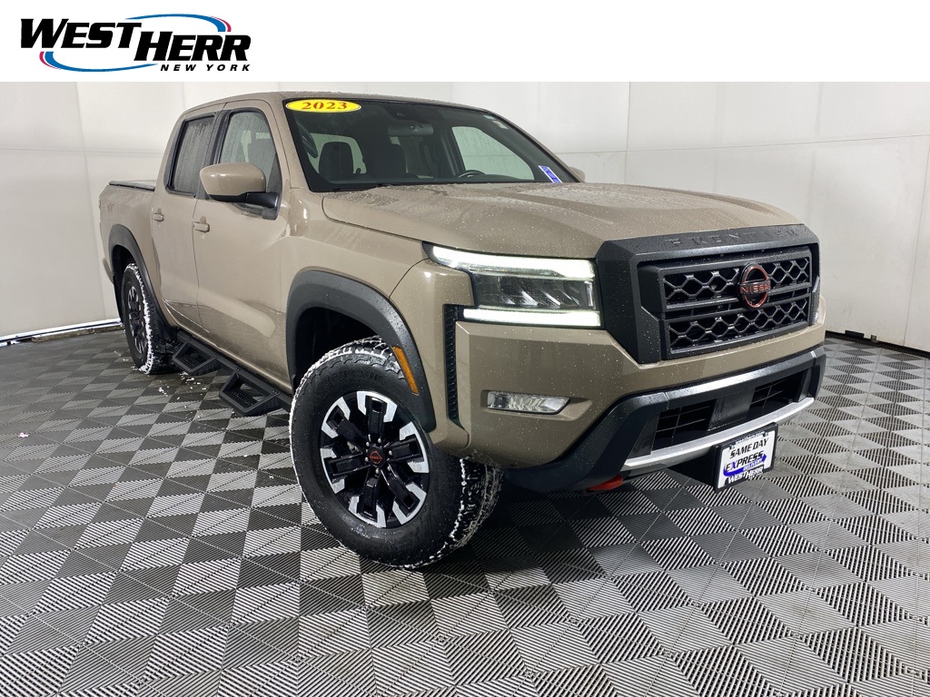 2023 Nissan Frontier PRO-4X's photo