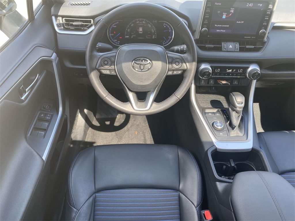 2022 Toyota RAV4 Hybrid XSE photo 7