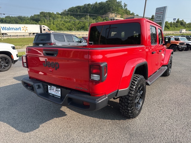 2025 Jeep Gladiator Willys photo 2