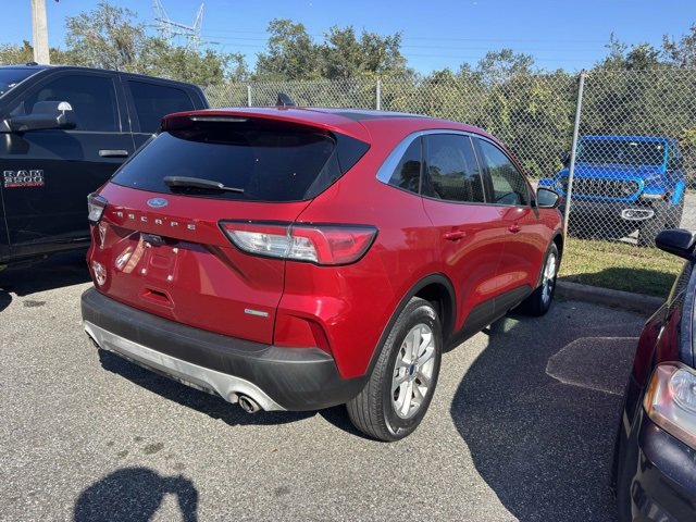 2020 Ford Escape SE Sport photo 3