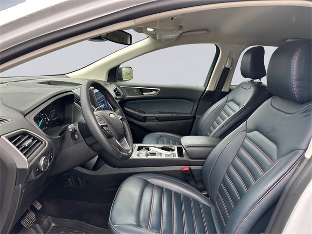 2024 Ford Edge SEL photo 9