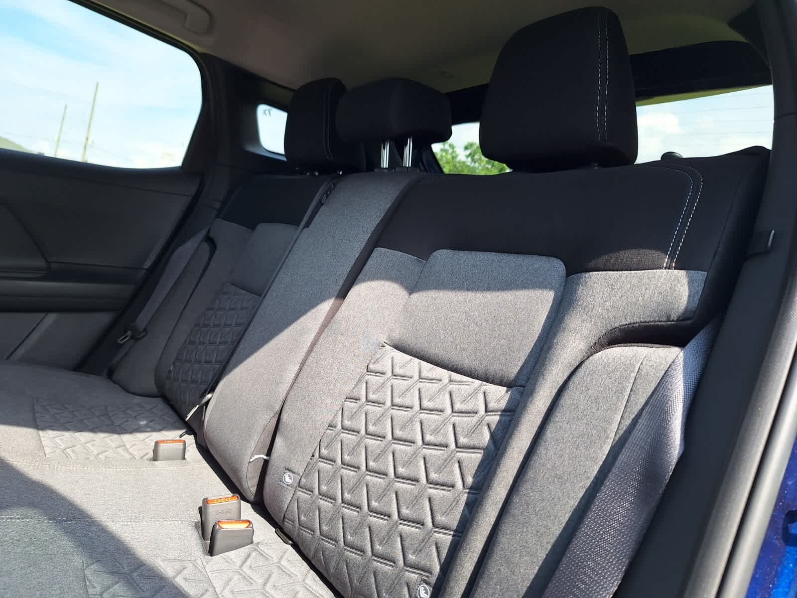 2025 Nissan Kicks SV photo 20