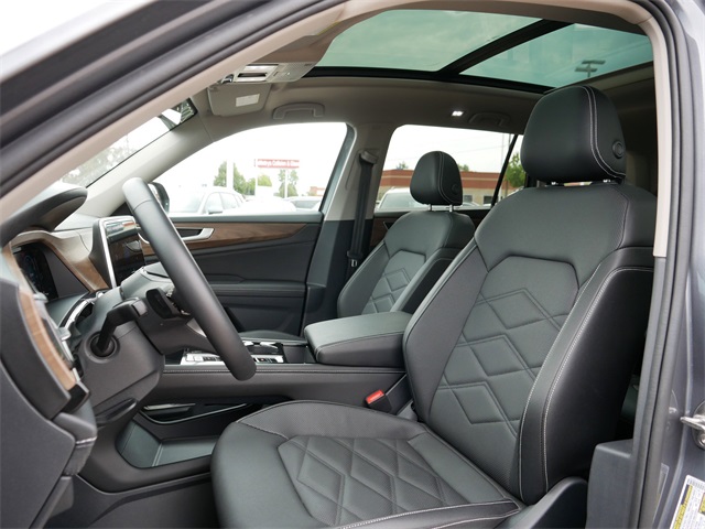 2025 Volkswagen Atlas SE Technology photo 15