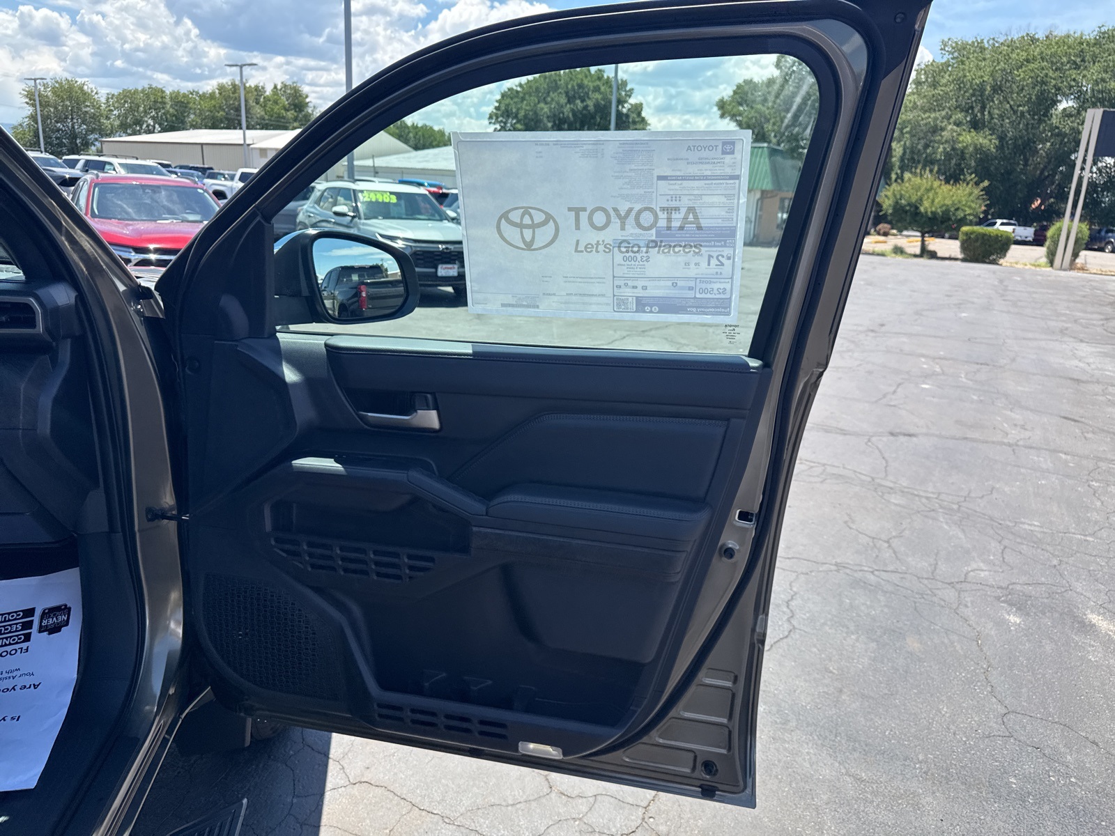 2025 Toyota Tacoma Limited 4x4 Double Cab photo 39