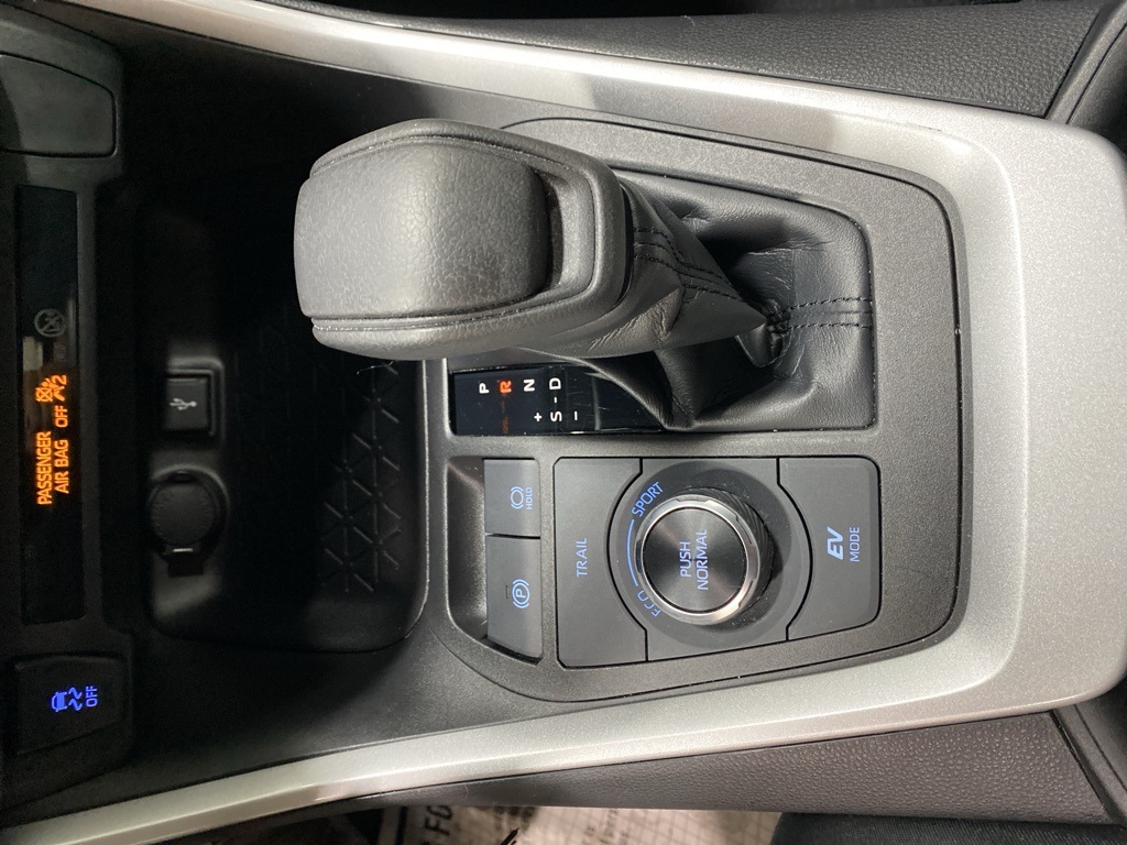 2021 Toyota RAV4 Hybrid LE photo 22