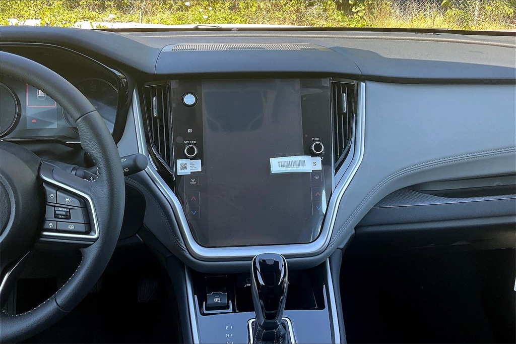 2025 Subaru Outback Premium photo 5